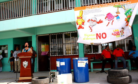 Continúa campaña preventiva contra “el dengue” en escuela “Francisco I Madero” 