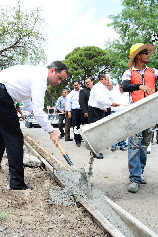 INVIERTEN RECURSOS DE CAPUFE POR MÁS DE 1 MILLÓN 468 MIL PESOS EN OBRAS DE INFRAESTRUCTURA VIAL EN LA CIUDAD 