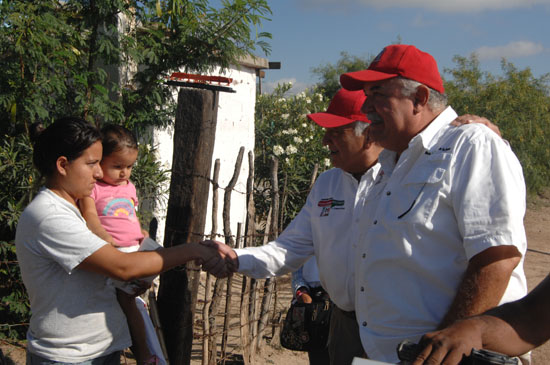 La gente está contenta con Pocholo y lo apoyan