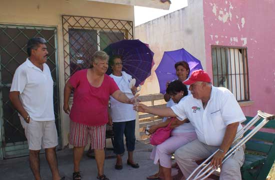  La Otilio Montaño está con Pocholo