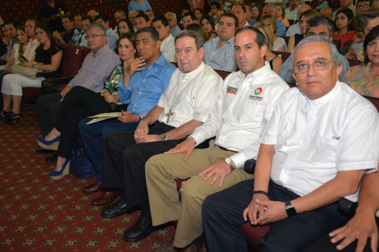 RECIBE “OMNIA CASA DEL NIÑO” DONATIVO DE ORGANISMOS EMPRESARIALES E INSTITUCIONES EDUCATIVAS 