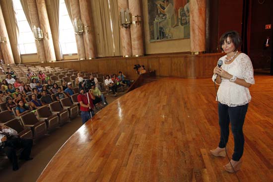 PRESENTA VOLUNTARIADO DE LA UA DE C, LAS ACTIVIDADES PARA EL CURSO DE VERANO 2014 