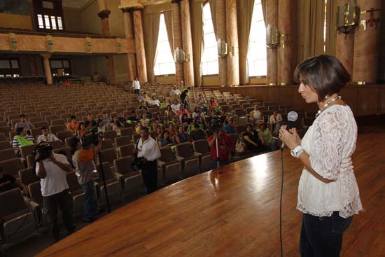 PRESENTA VOLUNTARIADO DE LA UA DE C, LAS ACTIVIDADES PARA EL CURSO DE VERANO 2014 