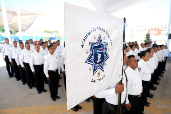 Se suman 115 elementos a la fuerza policial de Saltillo 