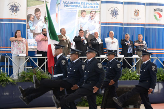 Se suman 115 elementos a la fuerza policial de Saltillo 