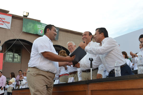  EL PRI GANÓ EN COAHUILA GRACIAS AL TRABAJO Y LIDERAZGO DE RUBÉN MOREIRA.- CÉSAR CAMACHO QUIROZ