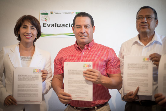 Firman convenio y entregan oficinas al Sector Rural III 