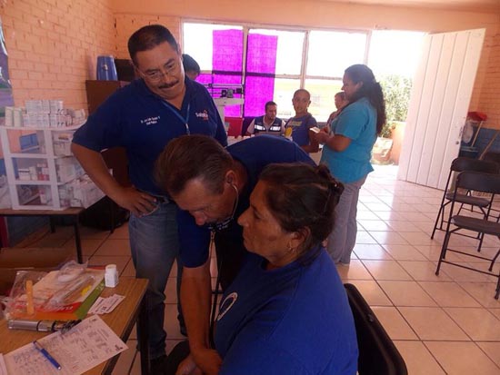 Reciben en Rancho Nuevo brigada de salud 