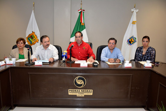 CERTIFICA CALIDAD CREDITICIA ELEVADA DE PIEDRAS NEGRAS FITCHRATINGS EMPRESA DE CLASE MUNDIAL 