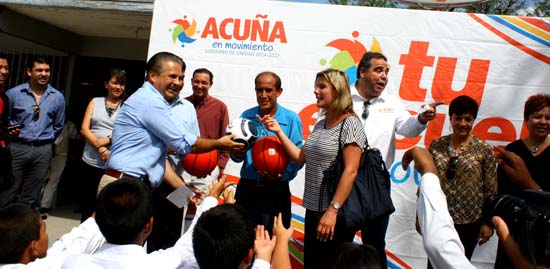 CONTINUA EL ALCALDE LENIN PÉREZ PROGRAMA “ESCUELA EN MOVIMIENTO” EN SECUNDARIA #2 “RAMON G. BONFIL”.  