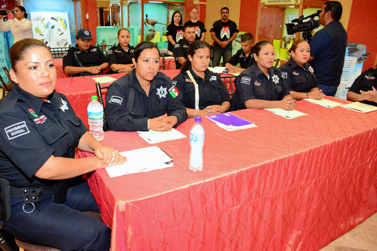 PIEDRAS NEGRAS PIONERO EN CURSO DE CAPACITACIÓN INTEGRAL A ELEMENTOS DE SEGURIDAD, BOMBEROS Y PROTECCIÓN CIVIL 