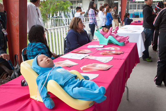 Realizan Feria de la Salud 