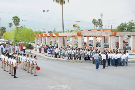 Recuerdan aniversario luctuoso de Fray Juan Larios 