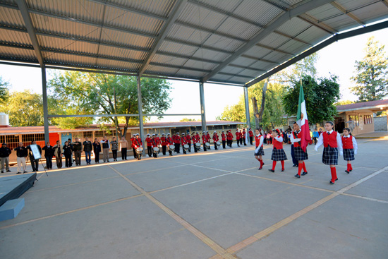 CONMEMORAN 70 AÑOS DE LA ORGANIZACIÓN DE LAS NACIONES UNIDAS EN CEREMONIA CÍVICA 