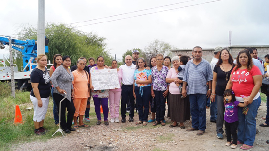 Sigue gobierno municipal trabajando en electrificación 