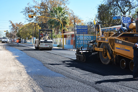 AVANZA PRIMERA ETAPA DE PAVIMENTACIÓN DE LA ZONA CENTRO 