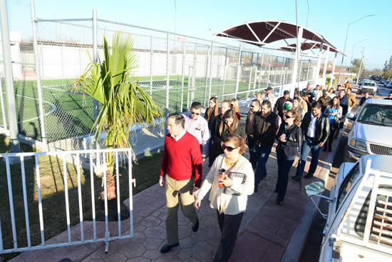 FINALIZA LA CONSTRUCCIÓN DE LOCALES COMERCIALES EN LA PLAZA DE LA COLONIA SAN JOAQUÍN