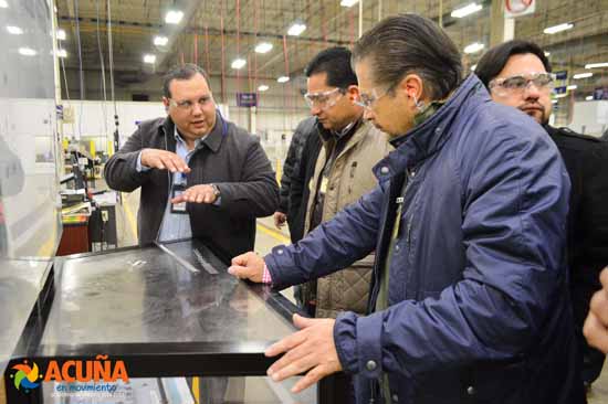 PRESIDE LENIN PÉREZ  PROGRAMA: “PRESIDENTE EN TU EMPRESA” EN “ALCOA Fastening Systems”. .