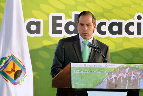 ENTREGA ALCALDE TECHO ESTRUCTURAL EN ESCUELA PRIMARIA “ERNESTO VELA DEL CAMPO”