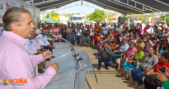 Entregan alcalde Lenin Pérez y gobernador Rubén Moreira obras de pavimentación 