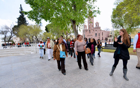 HABITANTES DE LAS 6 REGIONES DE COAHUILA VISITAN PIEDRAS NEGRAS 