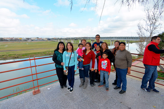 HABITANTES DE LAS 6 REGIONES DE COAHUILA VISITAN PIEDRAS NEGRAS 