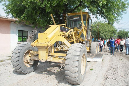 Por inundaciones en la colonia Las Flores, supervisan Pavimentación de concreto hidráulico 