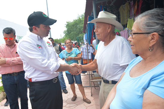 TARDE DE SORPRESAS Y DIVERSIÓN EN EL MERCADO SAN JOAQUÍN 