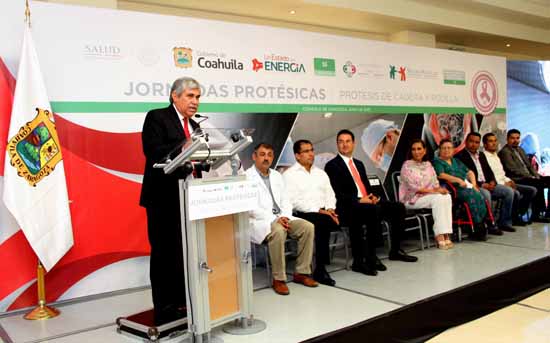 Beneficia gobierno del estado a coahuilenses con jornadas protésicas 