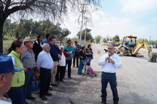 Avanza obra de introducción de drenaje en colonia Los Filtros 