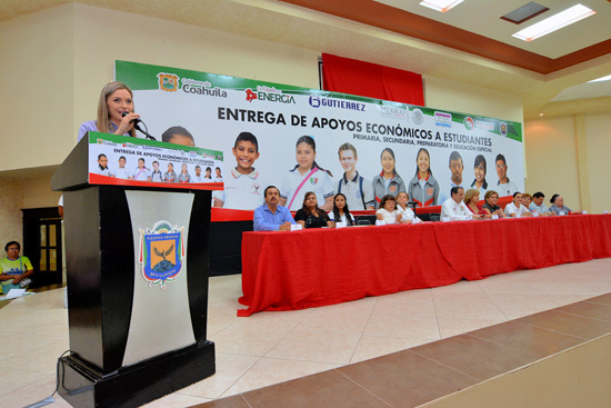 FINALIZA LA ENTREGA DE ESTÍMULOS ECONÓMICOS A 2,510 ESTUDIANTES 