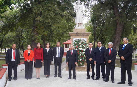 Conmemora gobierno municipal aniversario de Inicio de la Independencia 