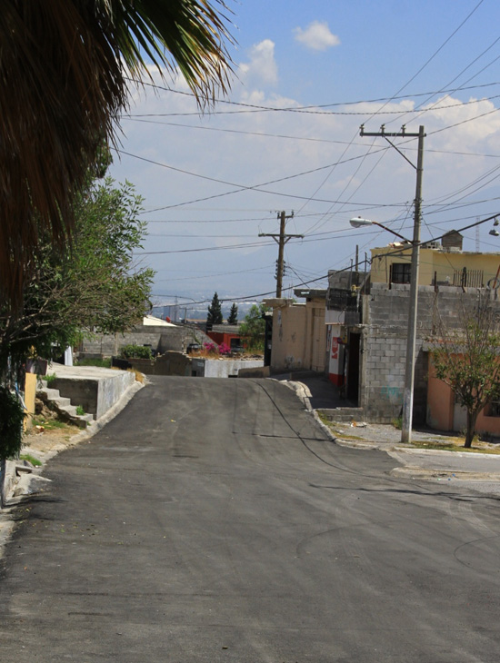 Pavimenta Municipio dos calles en la Cerro del Pueblo 