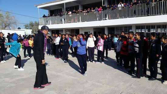  Intensifican la campaña “Ni Un Joven Más” en 25 planteles educativos 