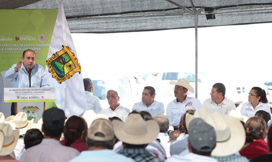 Ante el monumento de Lázaro Cárdenas, conmemora Rubén Moreira 80 años del Reparto Agrario 