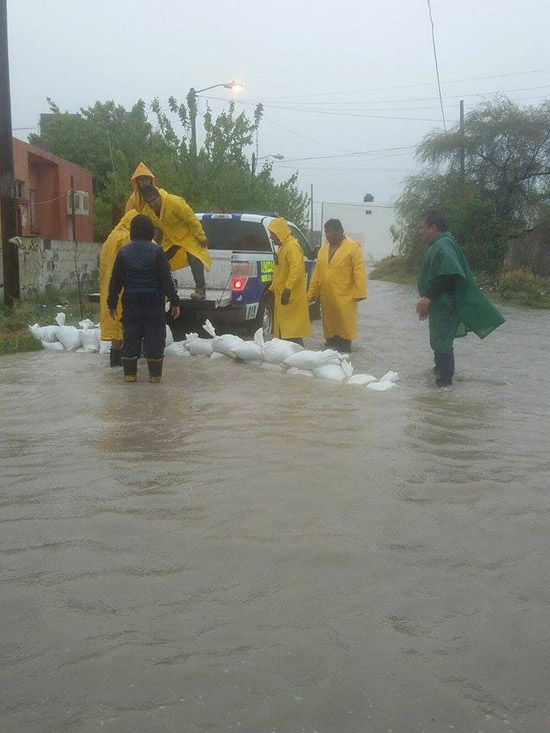 Actúa Protección Civil ante  fuertes lluvias en Monclova 