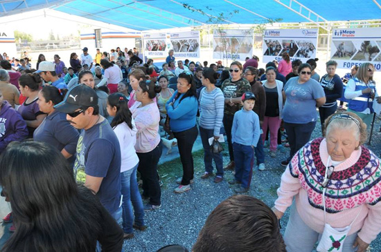 Reciben Mega Brigada vecinos de la Buenos Aires 