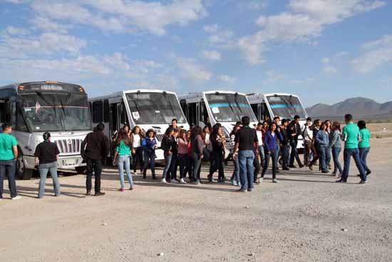 Abre UTS sus puertas a estudiantes de preparatoria 