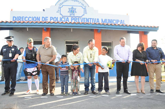 Entregan Primer Demarcación Policiaca en Monclova 