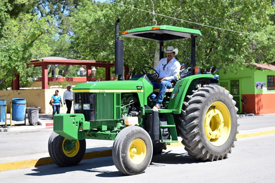 Resalta alcaldesa apoyo del gobierno del estado a productores ganaderos y agrícolas 