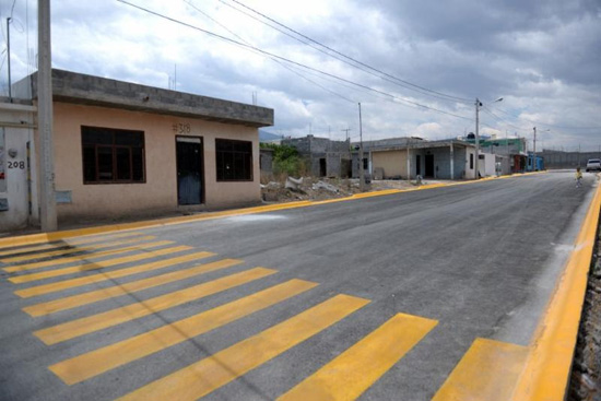 Entrega Isidro más obra; ahora a colonos de San Juanita 