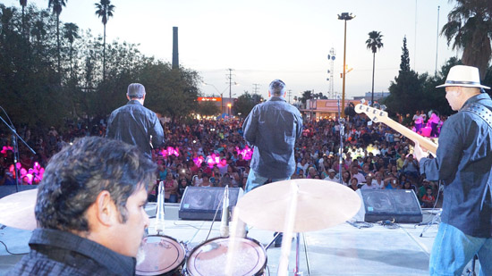 Espectacular inicio de Verano Musical con Mazter en Nueva Rosita 