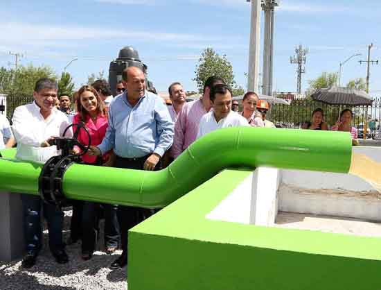 Seguimos trabajando para solucionar problema del agua en Torreón.- Rubén Moreira 