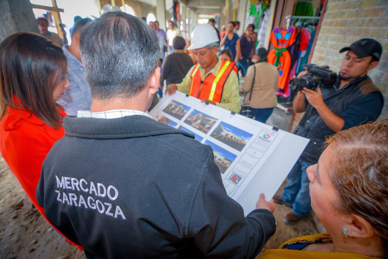 SUPERVISAN OBRAS FUERTES ALCALDE FERNANDO PURÓN Y ALCALDESA ELECTA SONIA VILLARREAL 