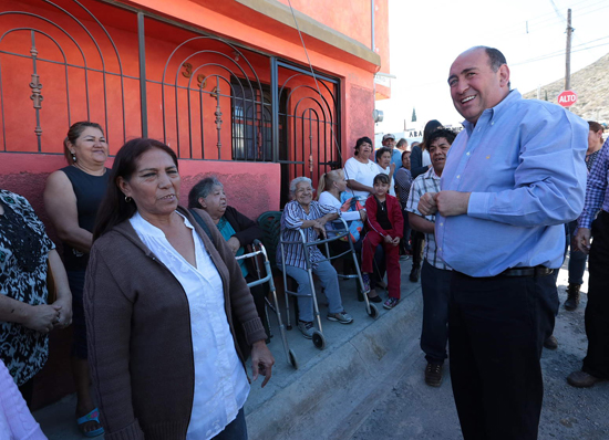 Con Rubén Moreira más pavimento para Coahuila 