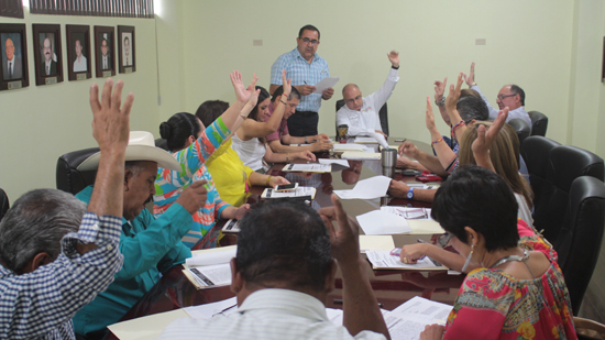 Valida cabildo de San Juan de Sabinas ley estatal anticorrupción 