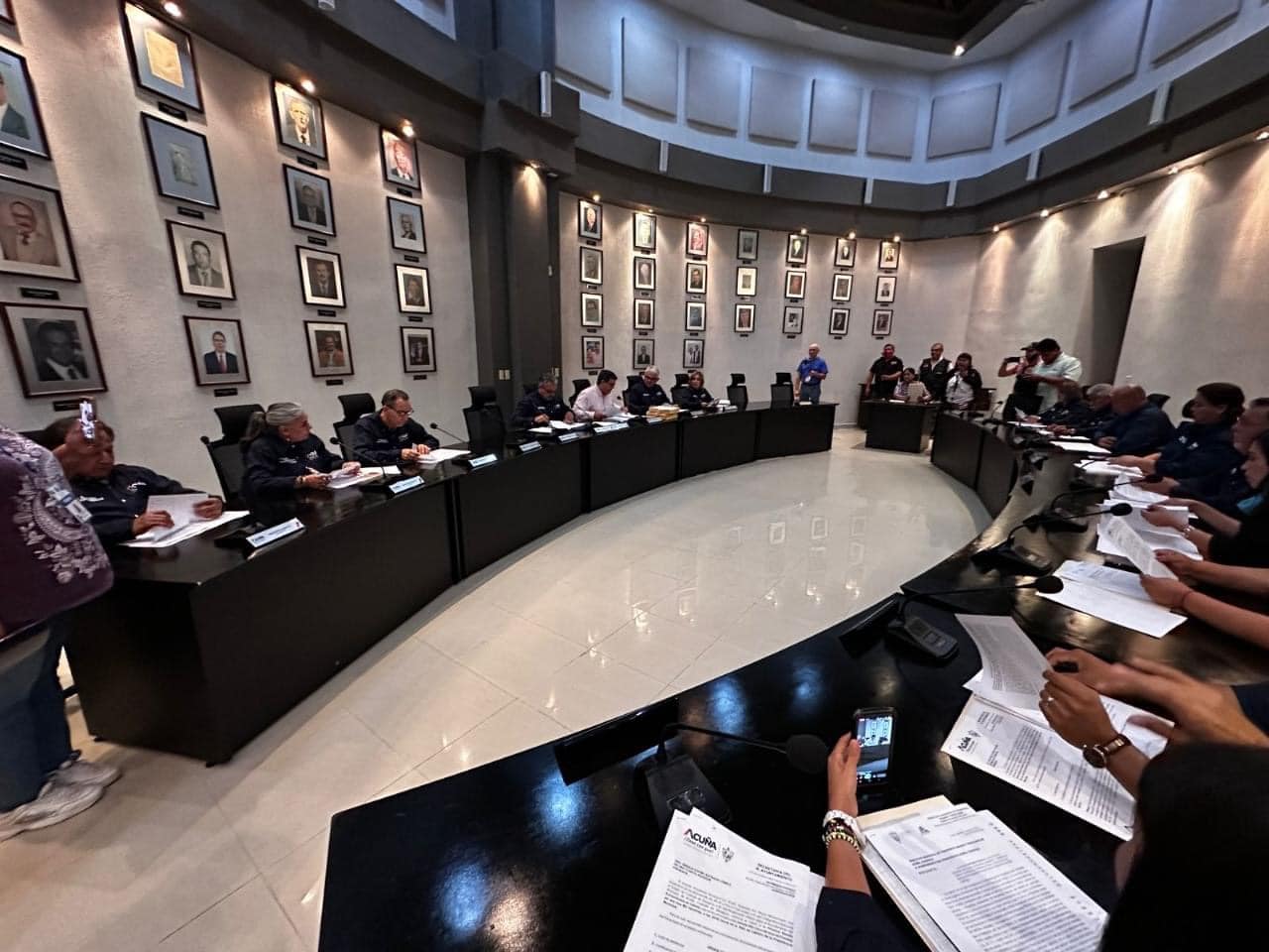 APRUEBA CABILDO DE ACUÑA POR UNANIMIDAD QUE GRUPO TREVISA PRESTE EL SERVICIO TEMPORAL DE TRANSPORTE PÚBLICO