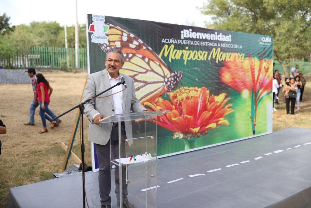 CON ALEGRE FESTIVAL, DEVELACIÓN DE MONUMENTO Y PLANTACIÓN DE JARDÍN POLINIZADOR DIERON LA BIENVENIDA A LA MARIPOSA MONARCA
