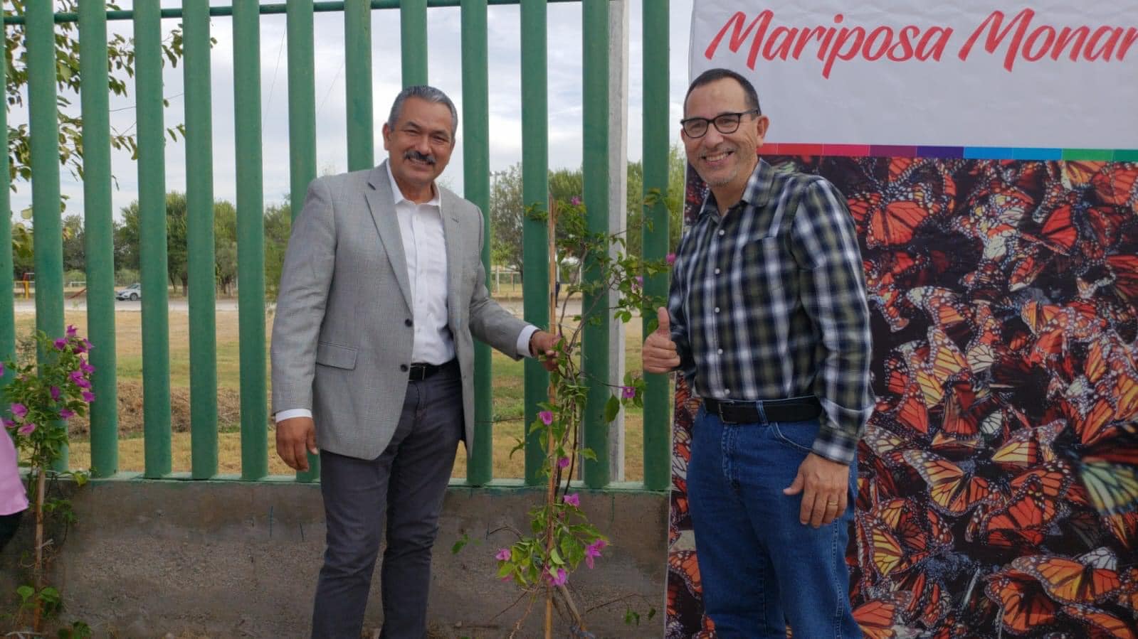 CON ALEGRE FESTIVAL, DEVELACIÓN DE MONUMENTO Y PLANTACIÓN DE JARDÍN POLINIZADOR DIERON LA BIENVENIDA A LA MARIPOSA MONARCA