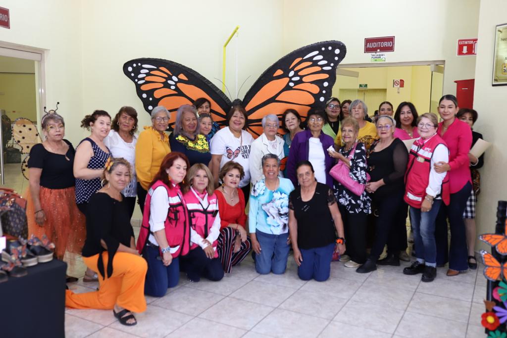CON ÉXITO REALIZARON CONCURSOS DE ORATORIA, MANUALIDADES Y MARCOS DE BIENVENIDA A LA MARIPOSA MONARCA
